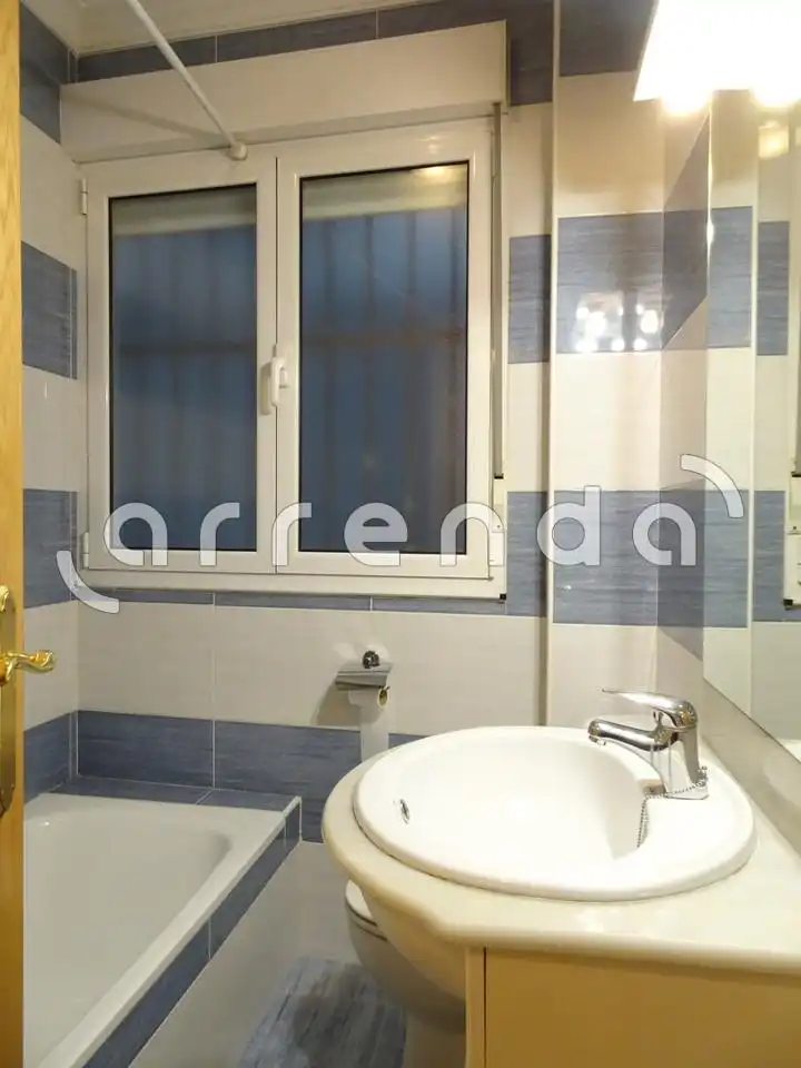 Wohnung mit Aufzug zur Miete in Calle Rualasal, imagen 12