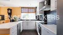 Kitchen of House or chalet for sale in Alzira  with Terrace and Swimming Pool