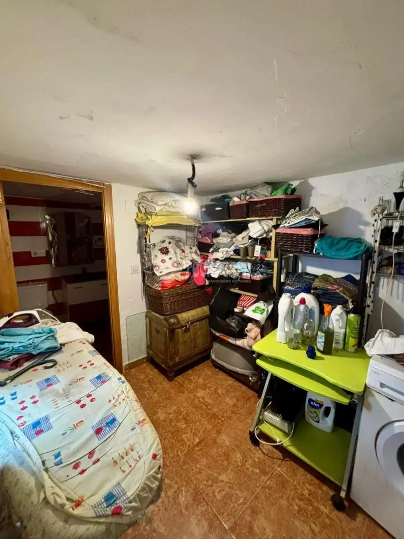 Casa adosada en venda en Andújar amb Aire condicionat i Moblat