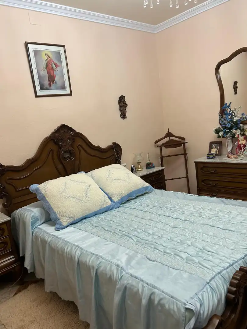 Habitación de Casa o chalet en venta en Jaén con Aire acondicionado, Calefacción y Jardín privado