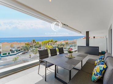 Apartament amb piscina en venda a Costa Adeje
