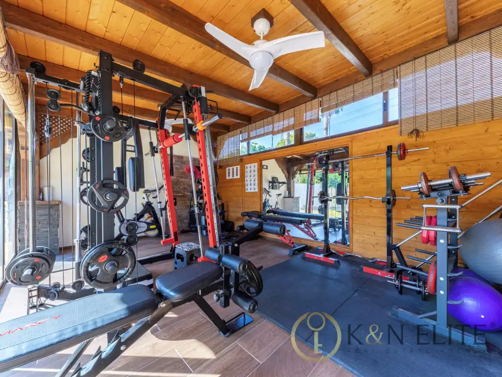 Casa o xalet en venda en Mutxamel amb Aire condicionat, Jardí privat i Terrassa