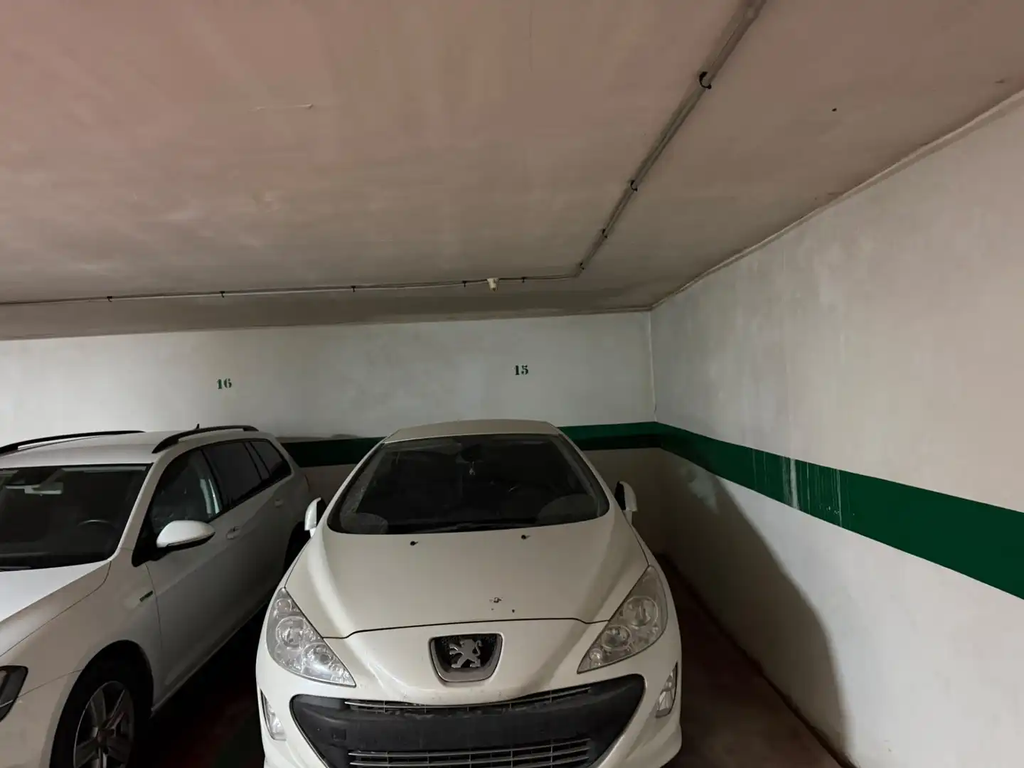 Einzelparkplatz mit Aufzug zum Verkauf in Calle Reyes Católicos, imagen 4