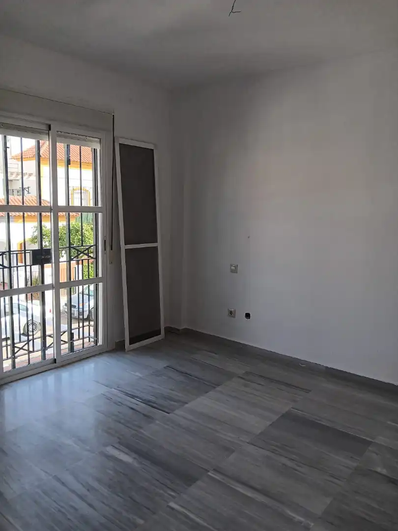 Habitación de Casa adosada de alquiler en Castilleja de la Cuesta con Aire acondicionado