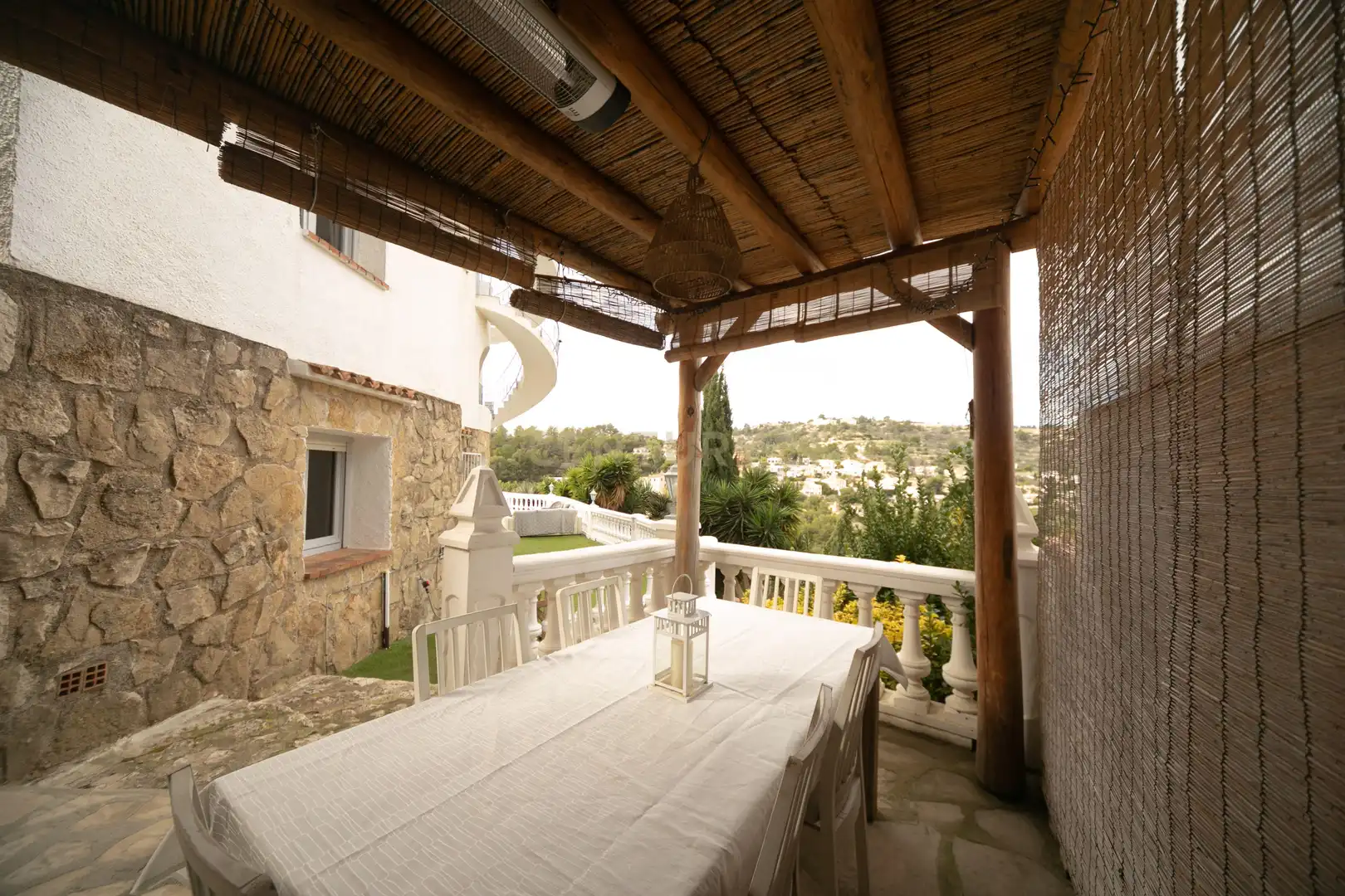 Terraza de Apartamento de alquiler en Benissa con Aire acondicionado, Trastero y Piscina