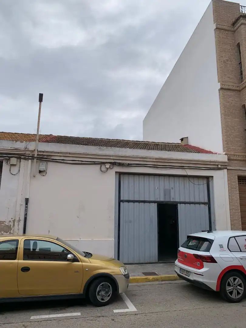 Vista exterior de Casa adosada en venta en Tavernes de la Valldigna con Terraza