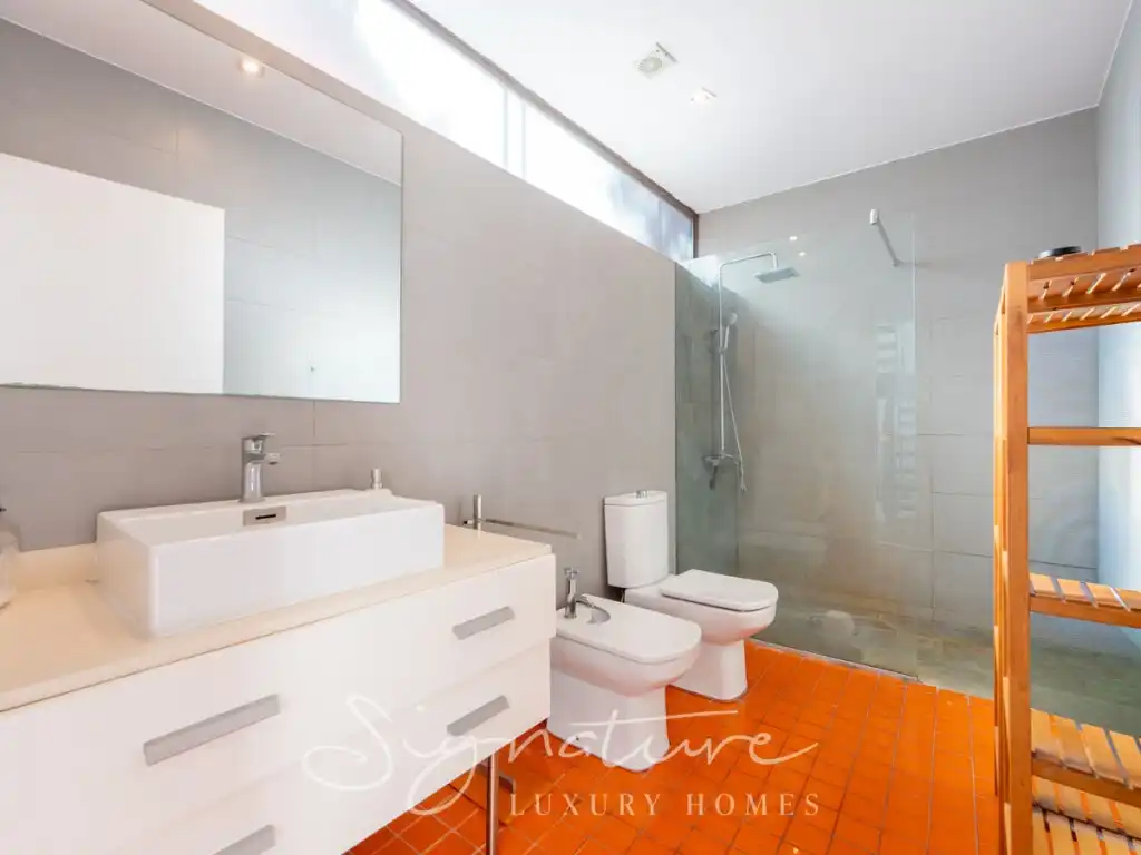 Baño de Casa o chalet en venta en Barcelona con Aire acondicionado