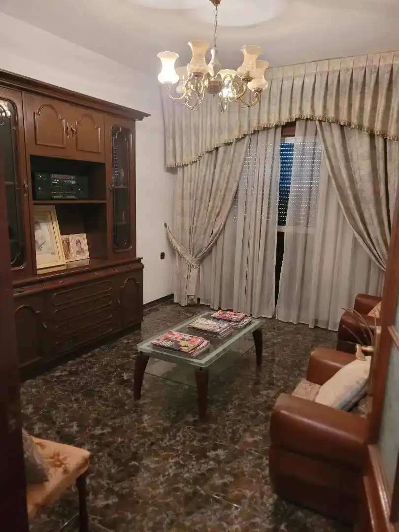 Sala d'estar de Casa o xalet en venda en Fuente Vaqueros amb Balcó