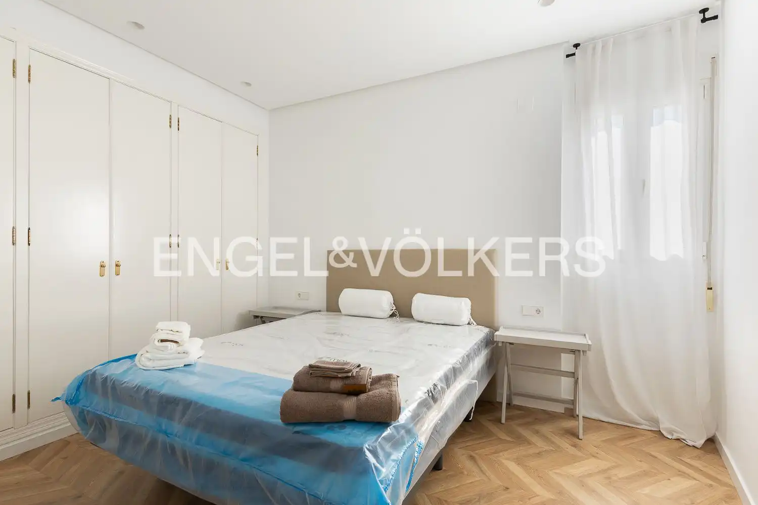 Bedroom of Attic for rent in Valencia  with Air Conditioner, Heating and Terrace