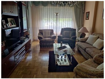 Appartamento con balcone in vendita a Centro
