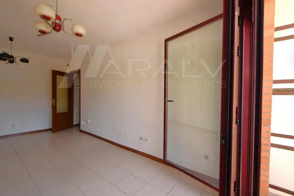 Flat for sale in Calle Ciudad Vieja de Cáceres, PAU de Carabanchel
