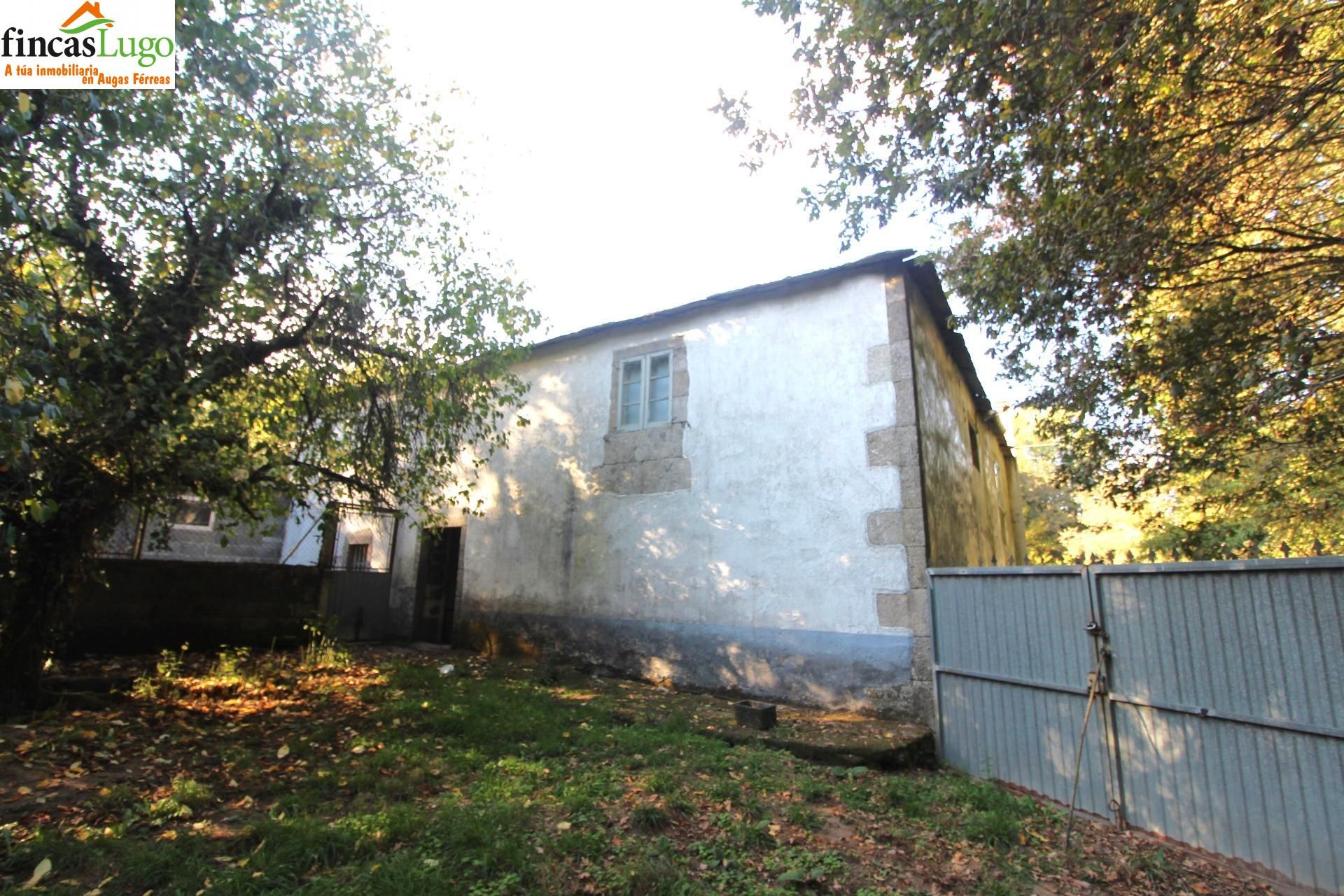 Exterior view of House or chalet for sale in Lugo Capital  with Private garden and Storage room