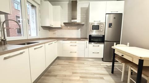 Foto 2 de Piso en venta en Uribarri C Zeharkalea, Barrio de Uribarri, Bizkaia