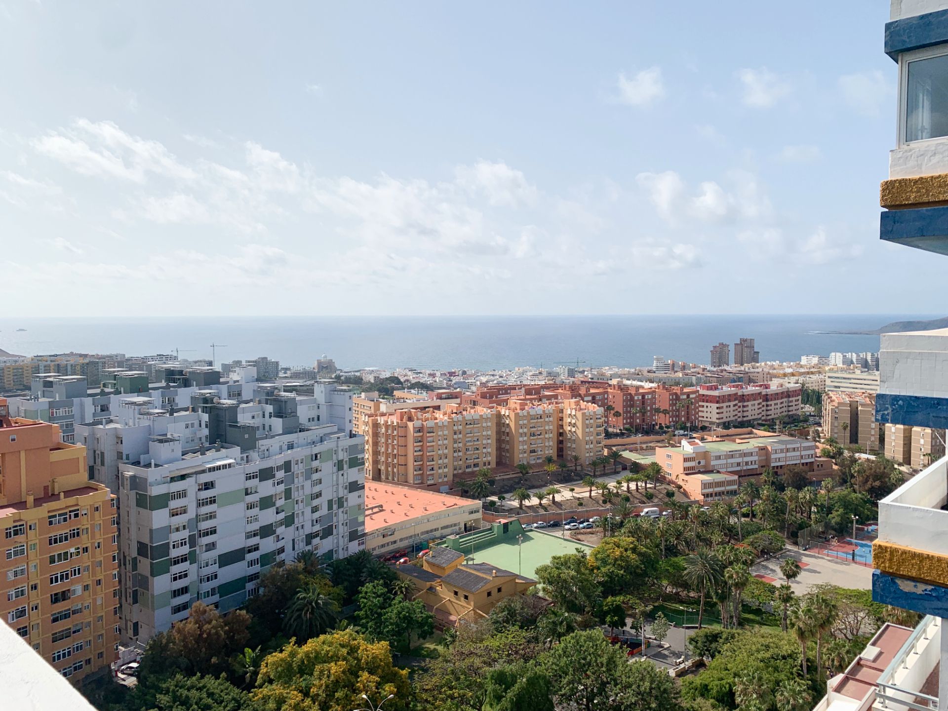 Exterior view of Flat for sale in Las Palmas de Gran Canaria  with Furnished and Balcony