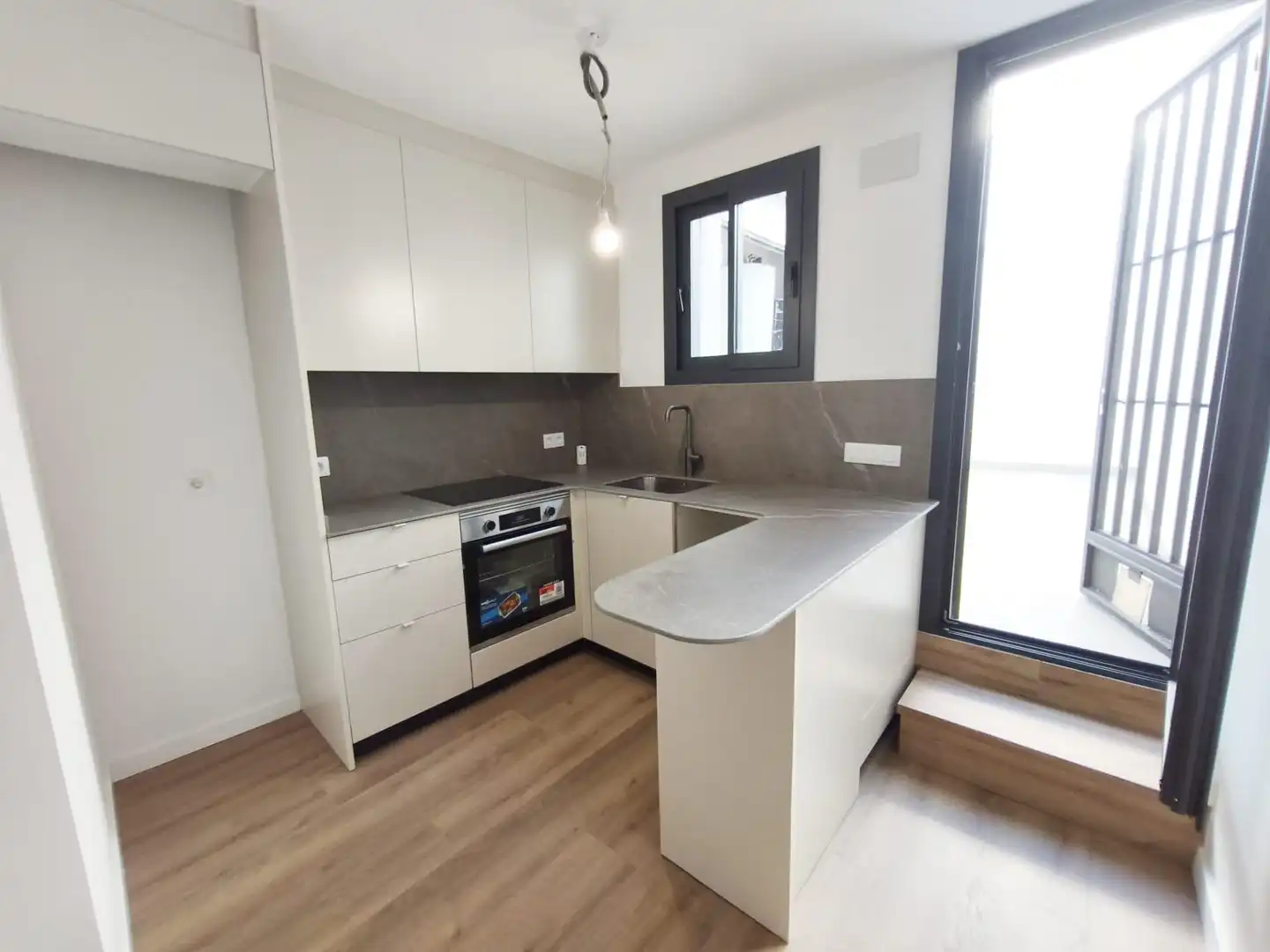 Kitchen of Houses for sale in Sabadell  with Air Conditioner, Parquet flooring and Terrace