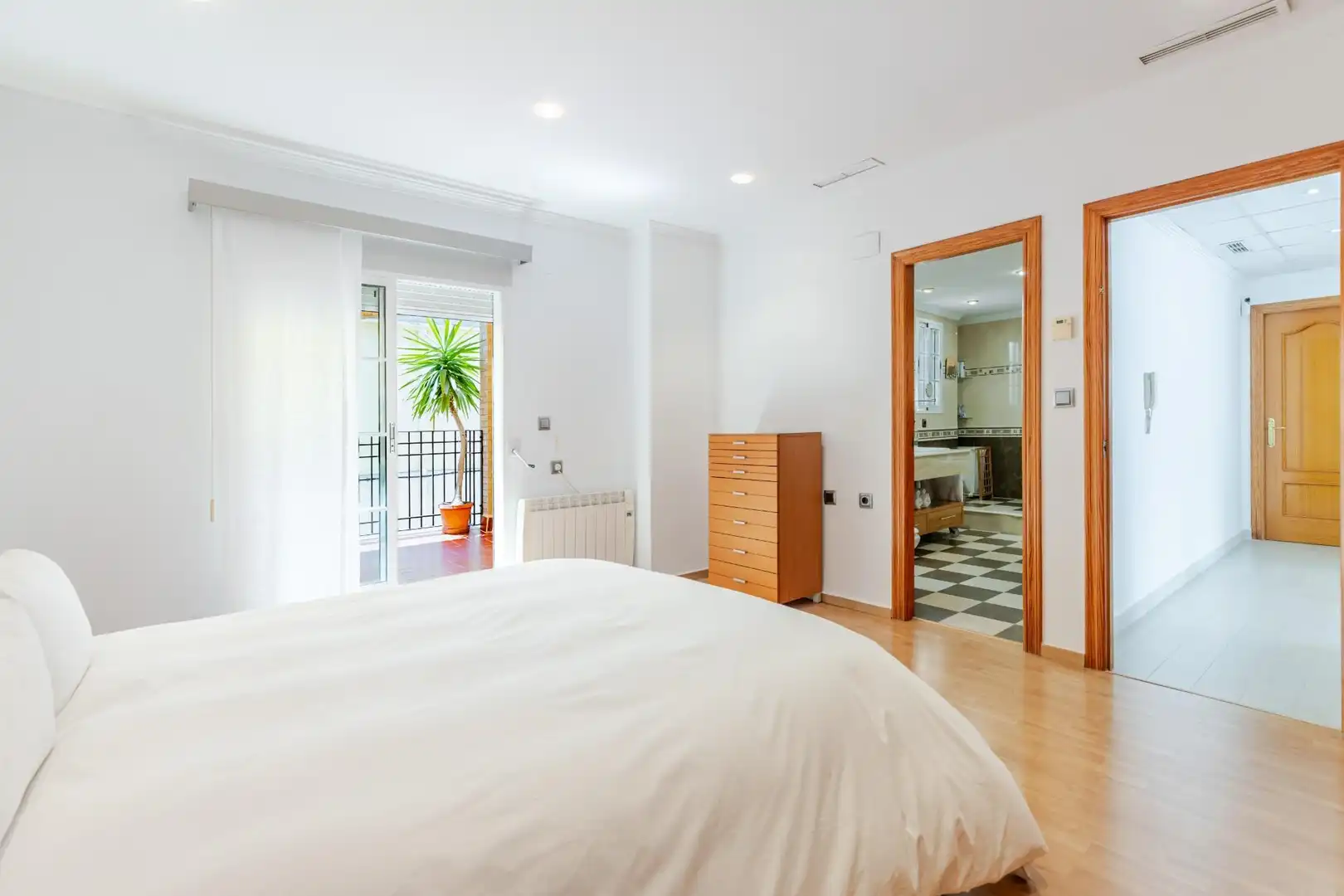 Habitación de Casa adosada en venta en Sagunto / Sagunt con Aire acondicionado, Calefacción y Terraza