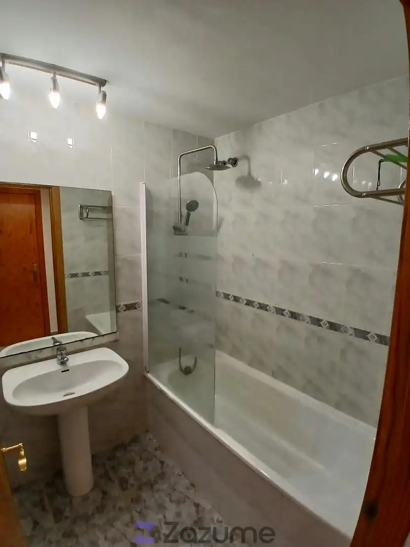 Bathroom of Flat for rent in Calonge i Sant Antoni  with Air Conditioner, Heating and Oven