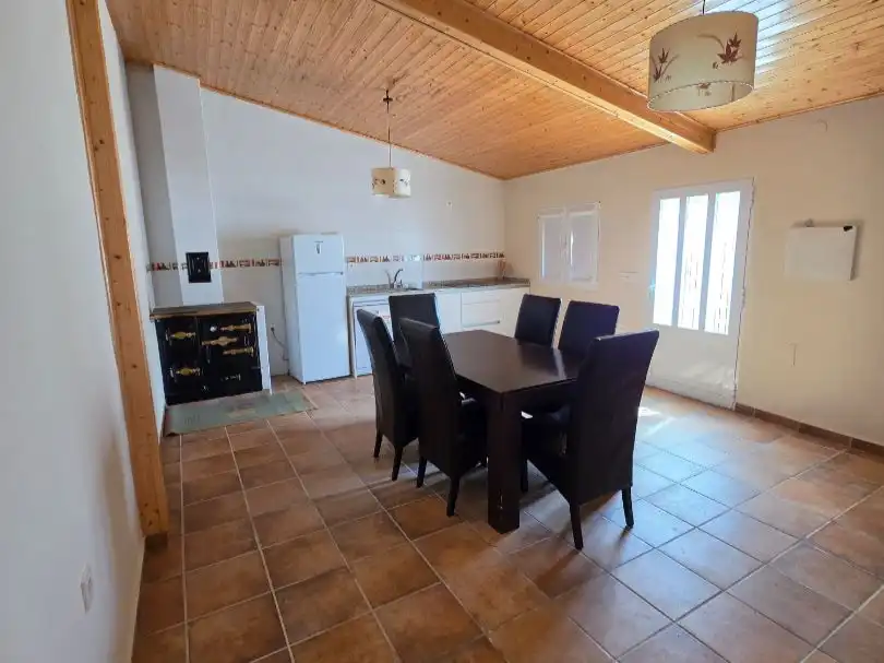 Esszimmer von Geschaftsraum zum Verkauf in Villalmanzo