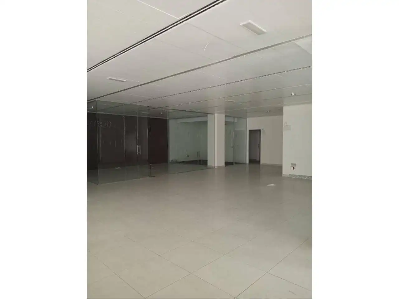 Business premises for sale in Plaza Mayor, imagen 16