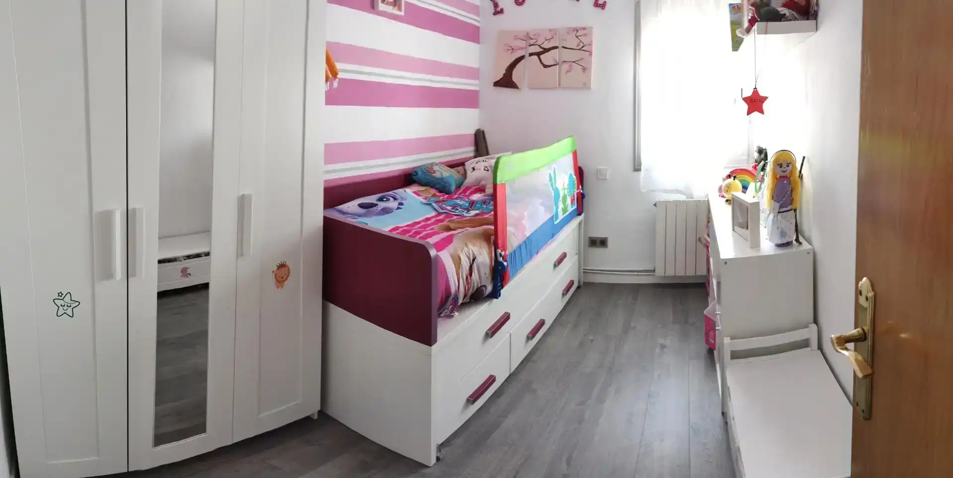 Schlafzimmer von Wohnung zum Verkauf in Terrassa mit Klimaanlage und Balkon
