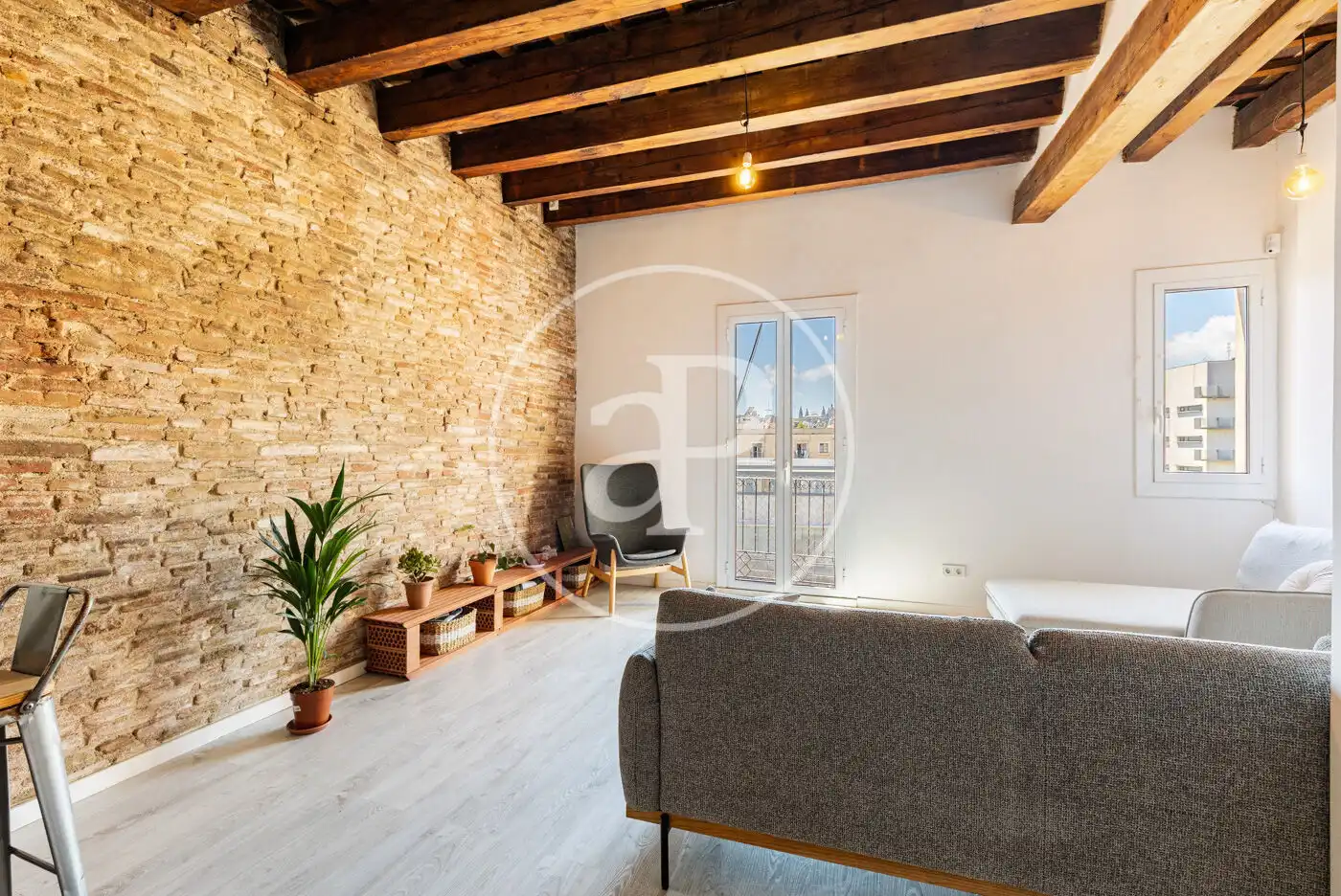 Sala d'estar de Pis en venda en Barcelona amb Aire condicionat, Calefacció i Balcó