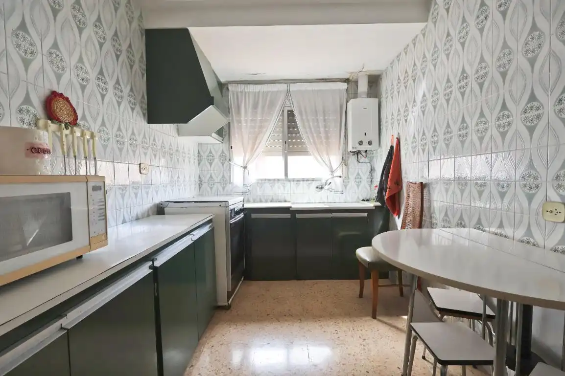 Kitchen of Flat for sale in Estivella  with Air Conditioner and Balcony