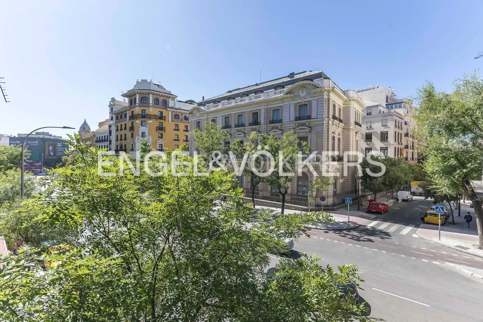 Exterior view of Flat for sale in Madrid  with Air Conditioner, Heating and Terrace