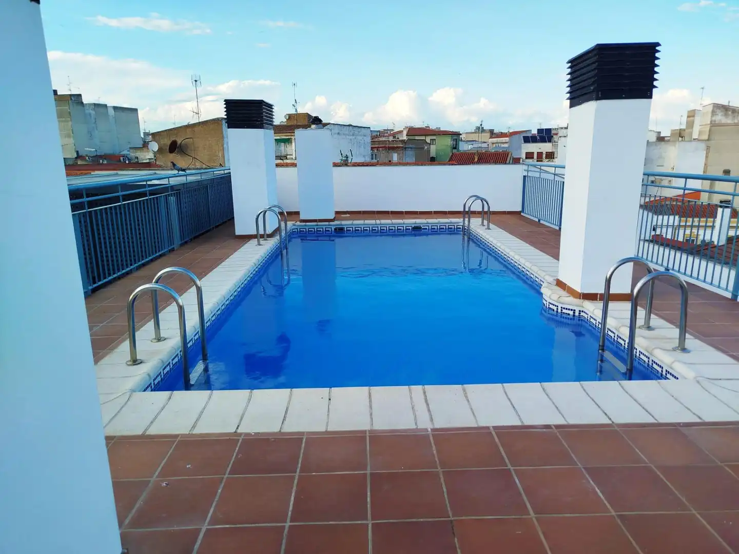 Swimming pool of Apartments for sale in Mérida  with Heating and Community pool