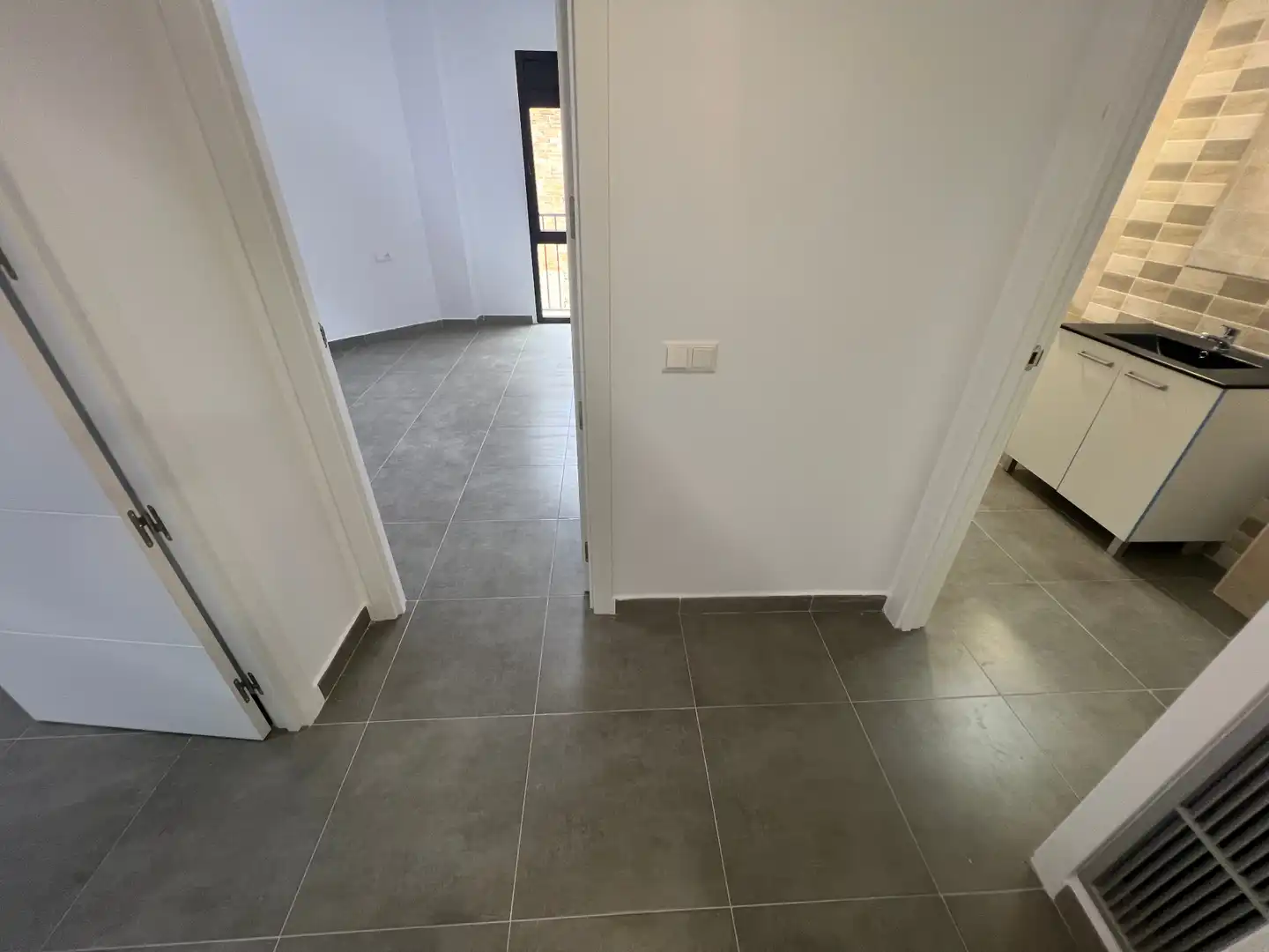 Wohnung zum Verkauf in La Fuliola mit Klimaanlage, Heizung und Abstellraum
