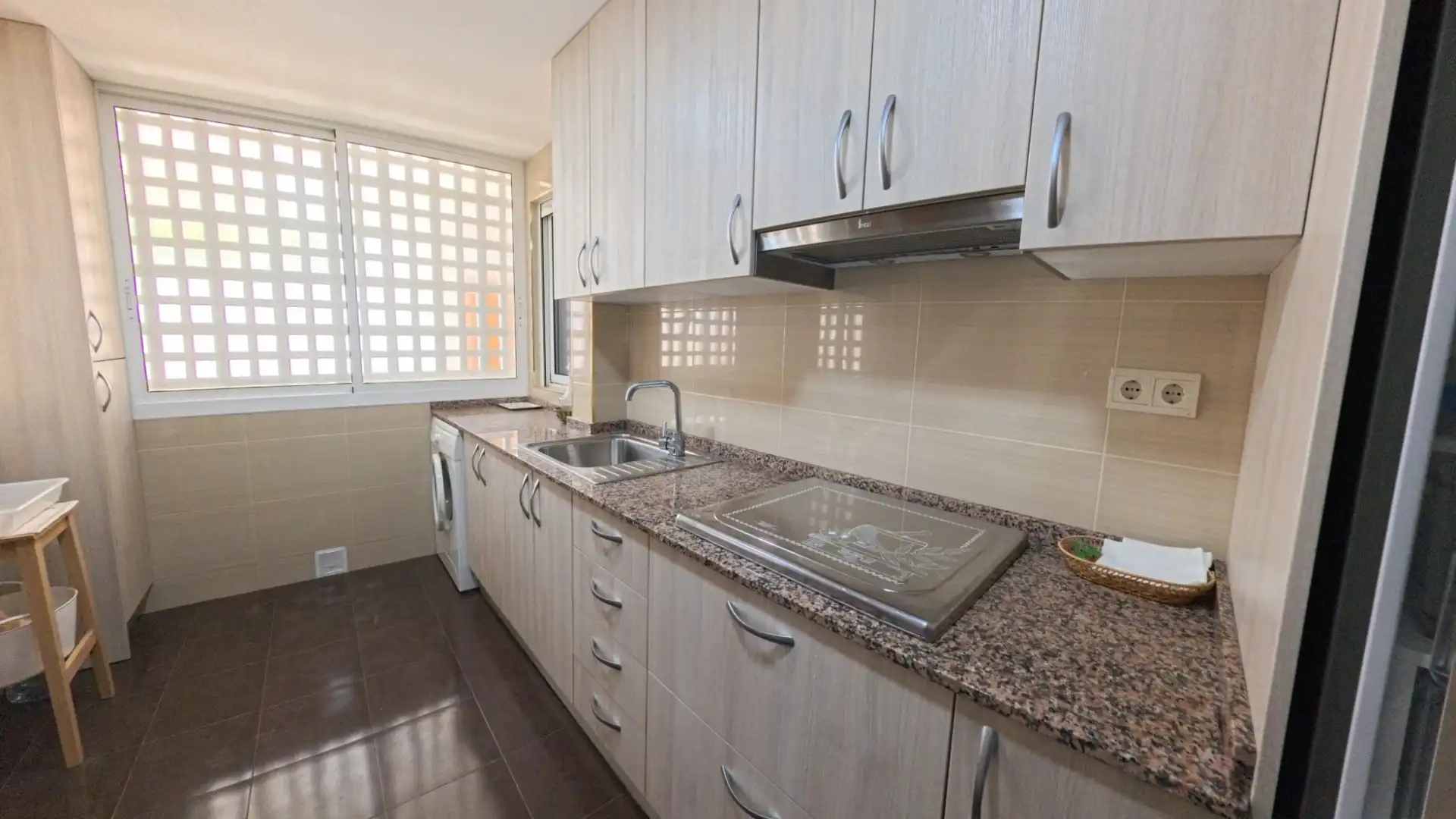 Cocina de Piso en venta en Elche / Elx con Calefacción, Terraza y Trastero