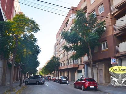 Vista exterior de Pis en venda en Reus