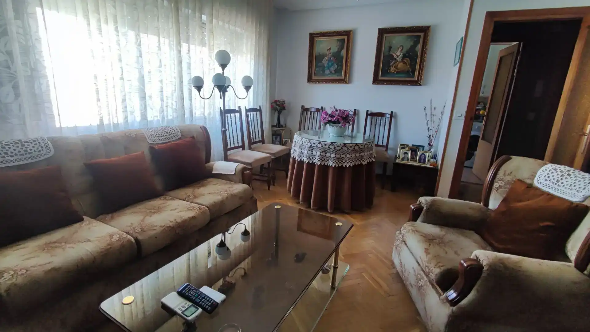 Sala d'estar de Pis en venda en Ávila Capital amb Aire condicionat i Balcó