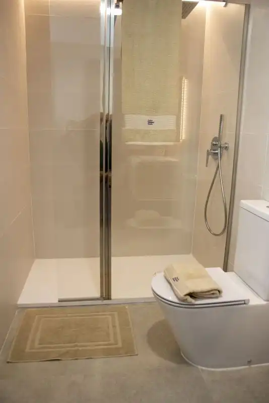 Baño de Apartamento en venta en Santa Pola con Aire acondicionado, Calefacción y Terraza