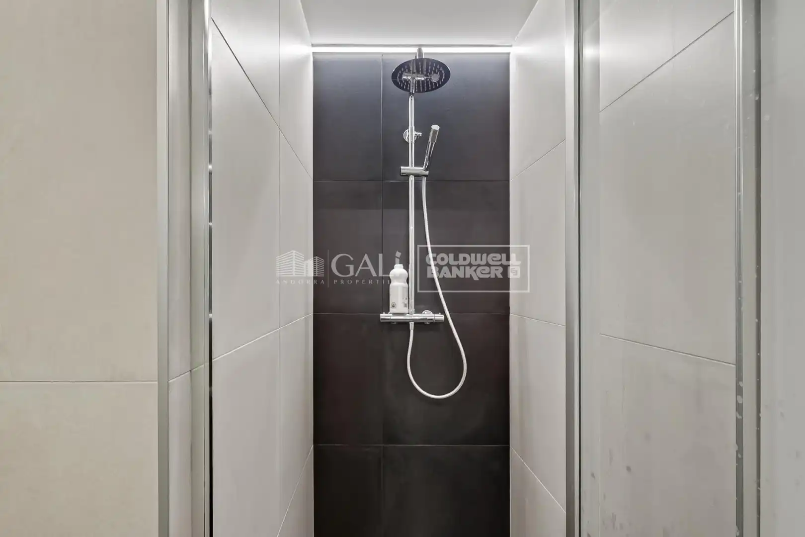 Flat with terrace to rent in Carrer de la Grau 5-7, imagen 21