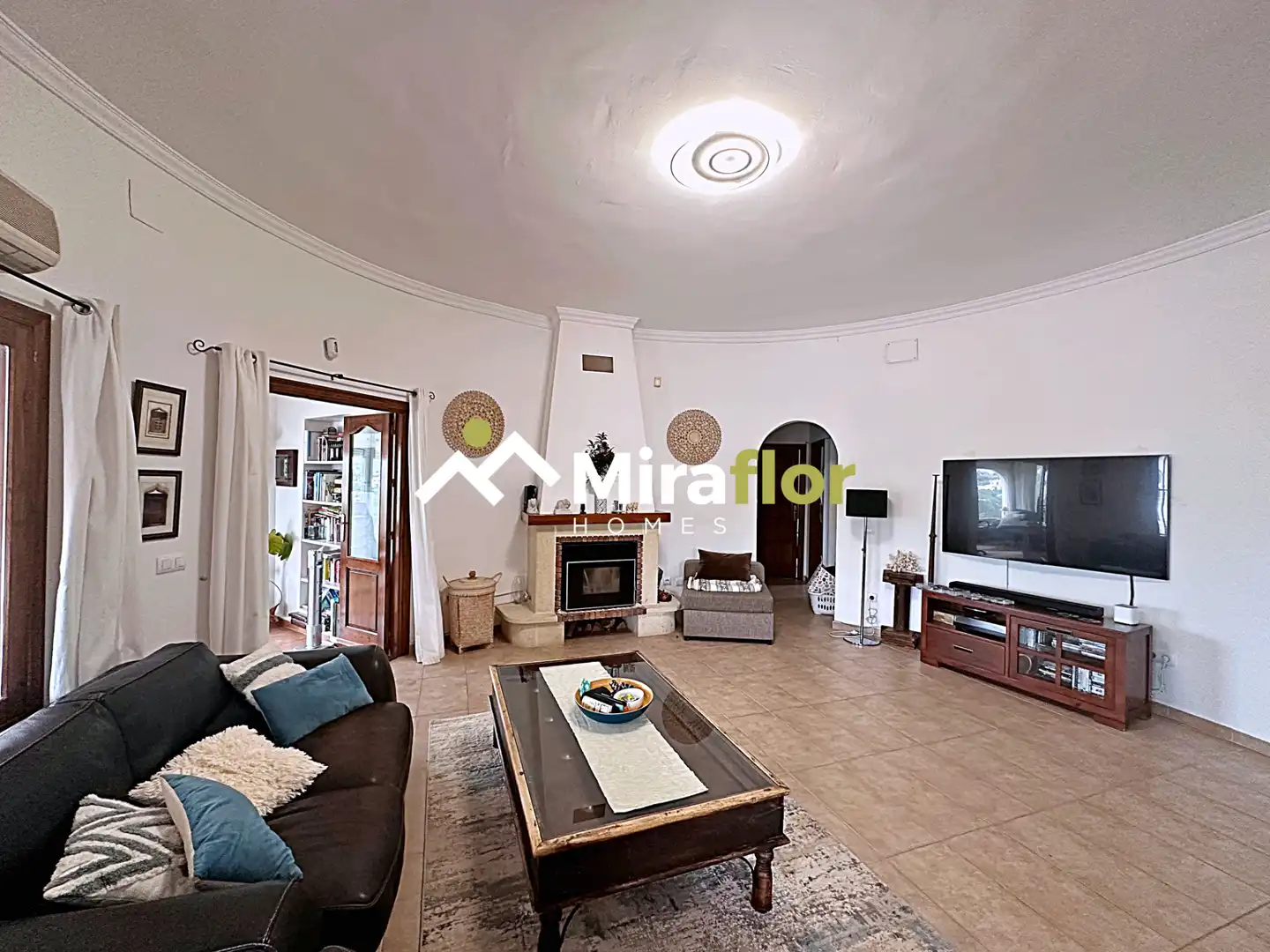 Chalet con piscina en venta en Calle los Almendros, imagen 10