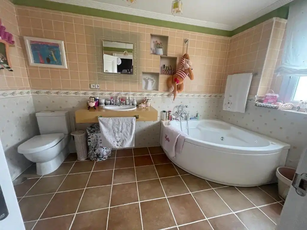 Detached house with pool for sale in Laguna de Duero, imagen 25