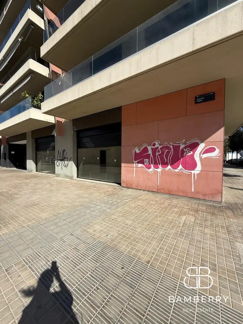 Local de alquiler en Badalona