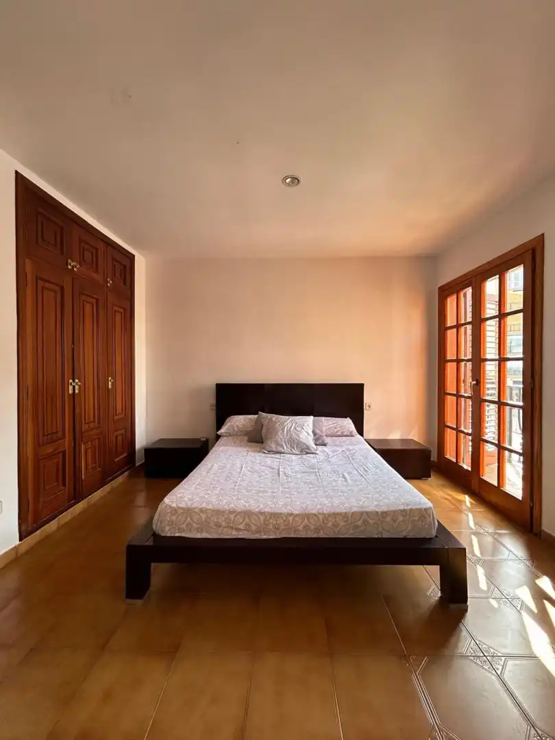 Habitación de Casa o chalet de alquiler en La Pobla de Farnals con Aire acondicionado, Terraza y Piscina