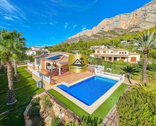 Vista exterior de Casa o xalet en venda en Jávea / Xàbia amb Aire condicionat, Terrassa i Piscina