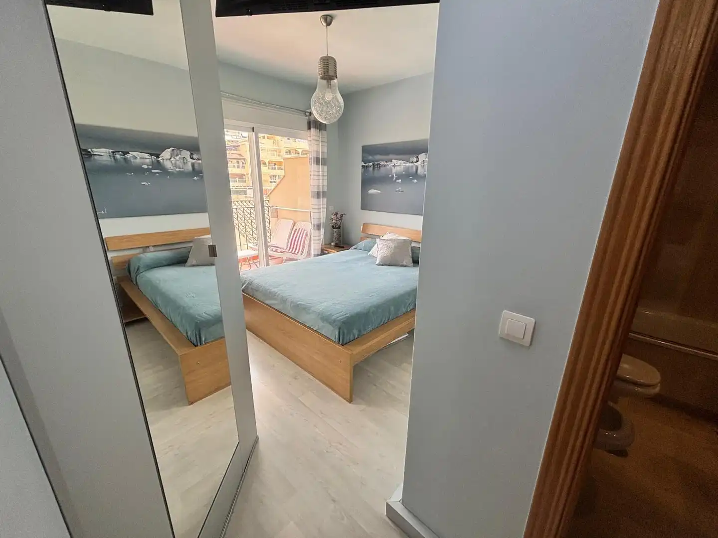 Habitación de Apartamento en venta en Benalmádena con Aire acondicionado, Calefacción y Jardín privado