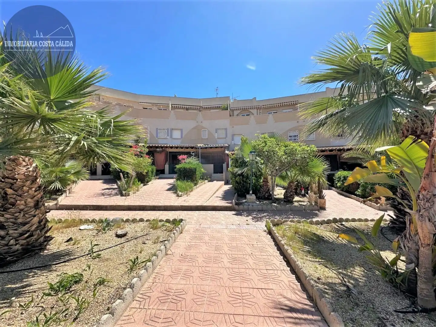 Vista exterior de Dúplex en venta en Águilas con Aire acondicionado, Calefacción y Terraza
