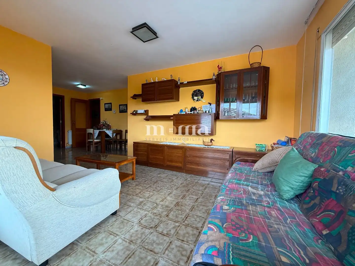 Sala de estar de Piso en venta en Castell d'Aro, Platja d'Aro i s'Agaró con Calefacción, Terraza y Piscina