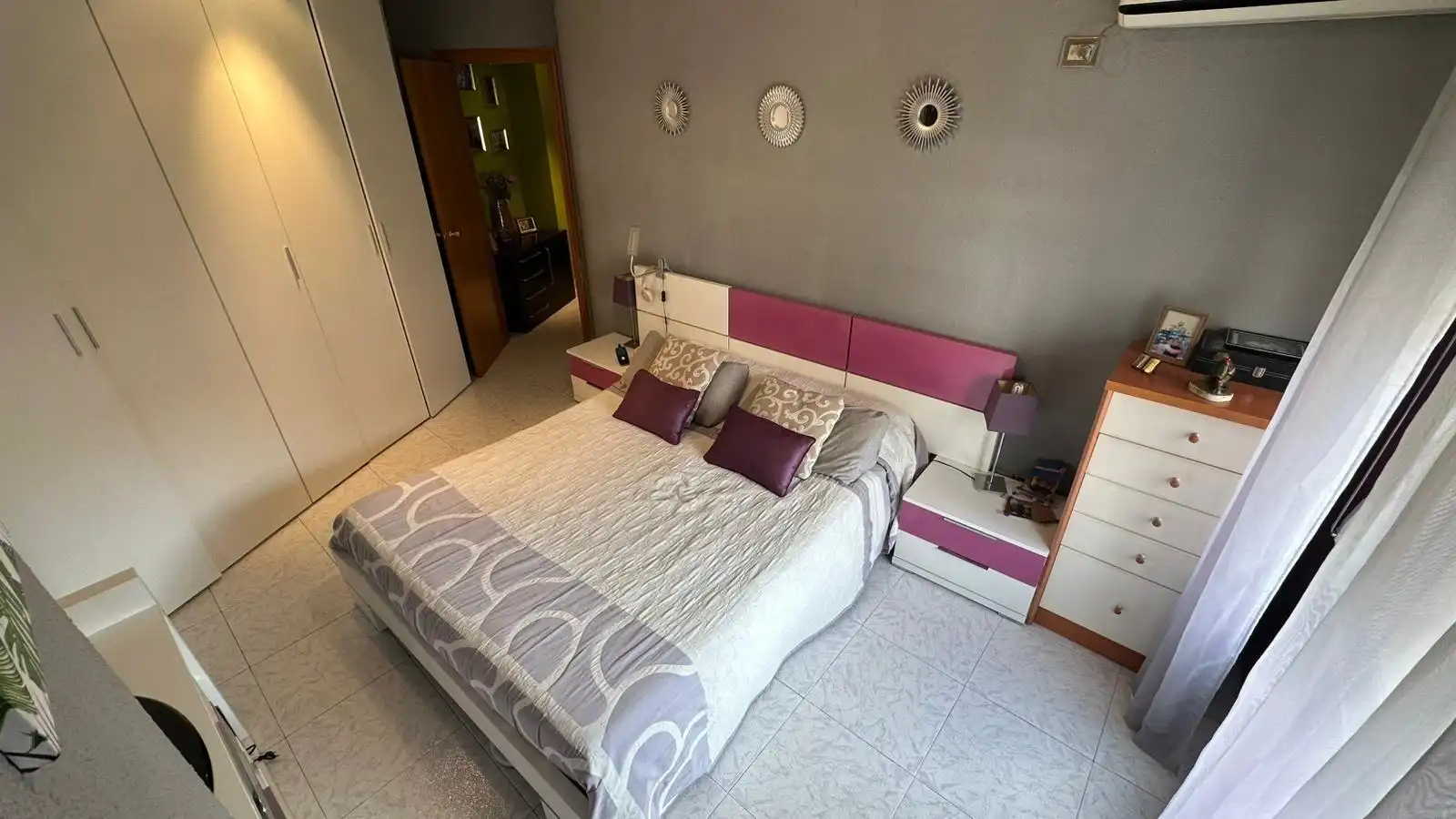 Schlafzimmer von Wohnungen zum Verkauf in Castellón de la Plana / Castelló de la Plana mit Abstellraum, Möbliert und Balkon