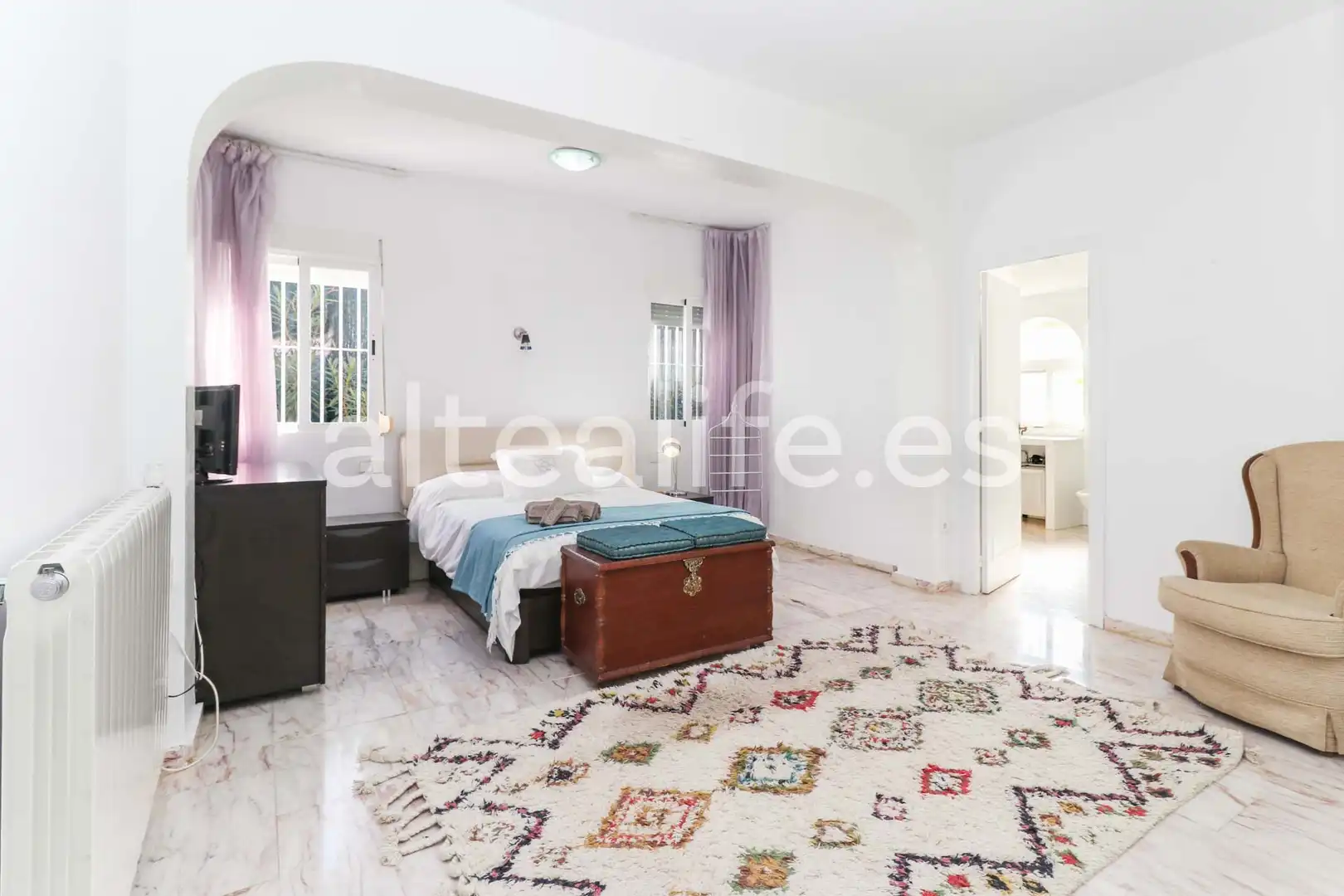 Bedroom of Houses for sale in L'Alfàs del Pi  with Air Conditioner, Heating and Private garden