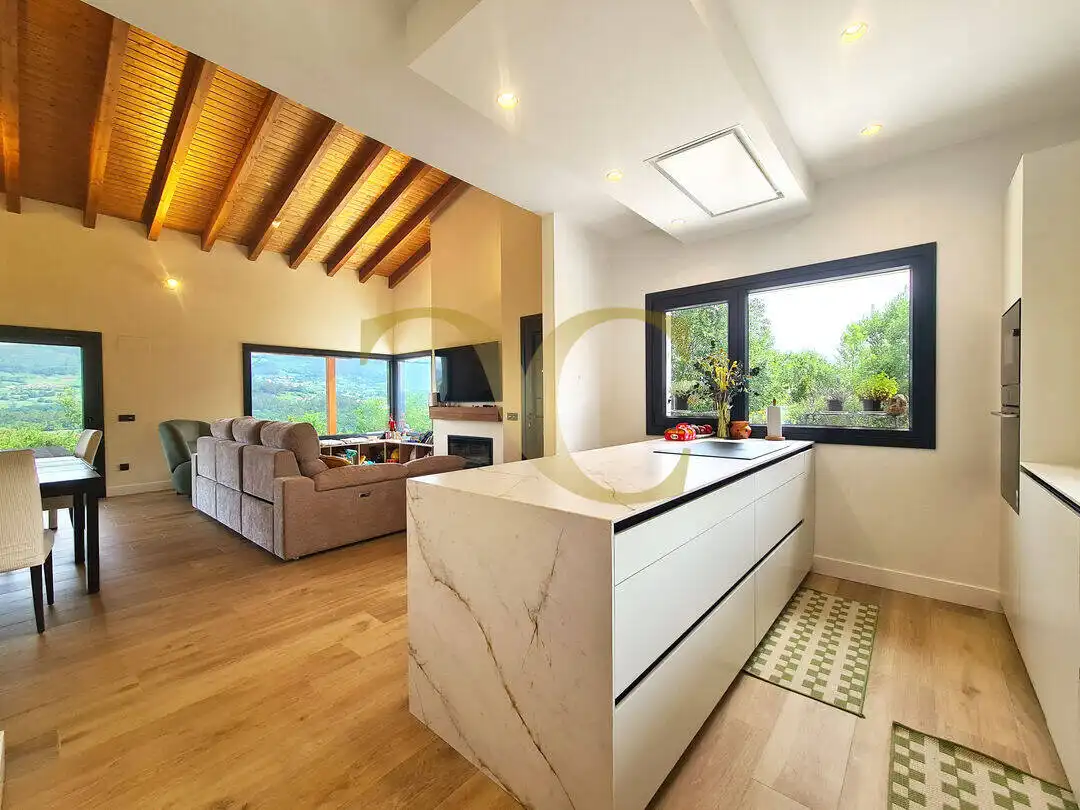 Kitchen of Houses for sale in Oviedo   with Air Conditioner, Heating and Private garden
