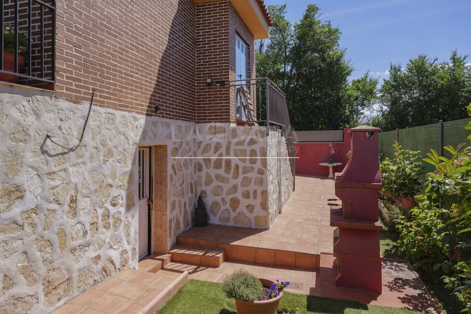 Casa aparellada en venda a Serranillos del Valle, imagen 29