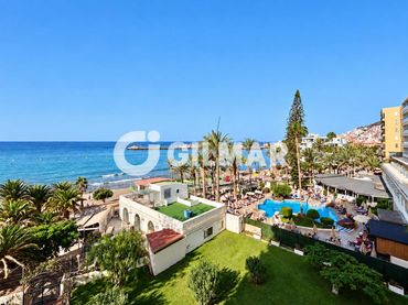 Appartement compact avec balcon à vendre à Avenida Juan Carlos I 7
