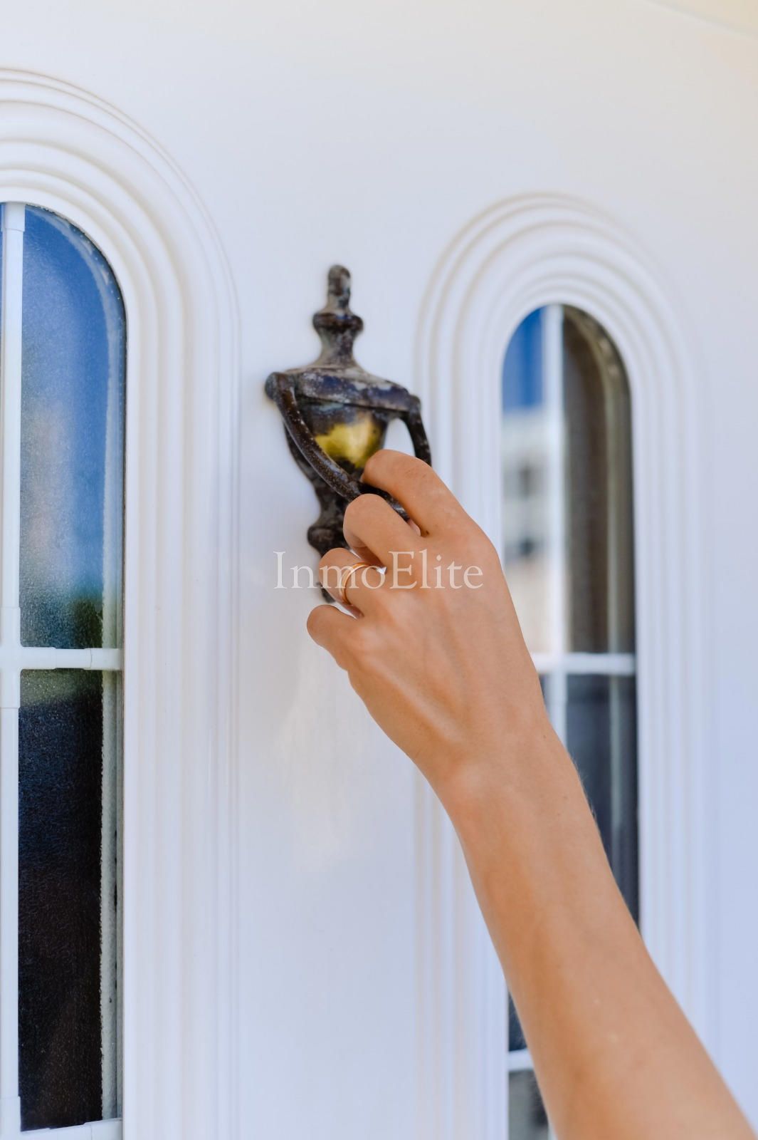 Exterior view of House or chalet for sale in  Madrid Capital  with Air Conditioner, Heating and Parquet flooring