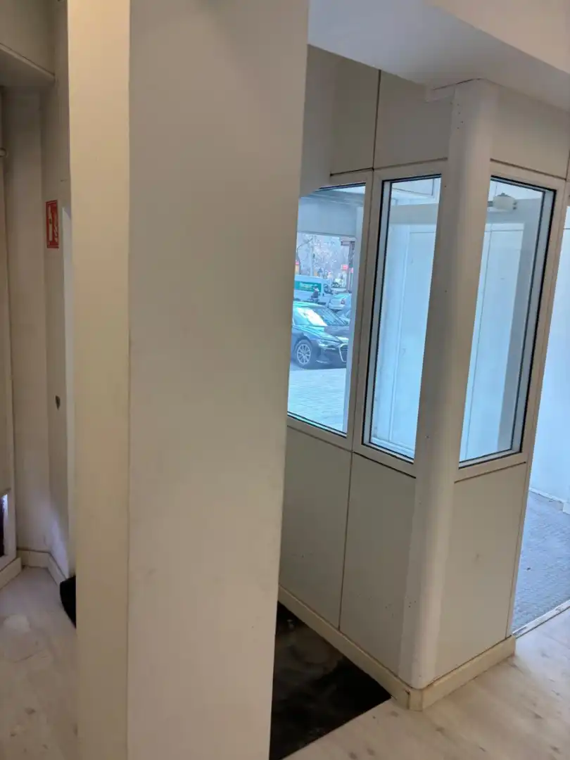 Business premises for sale in Eixample, imagen 4
