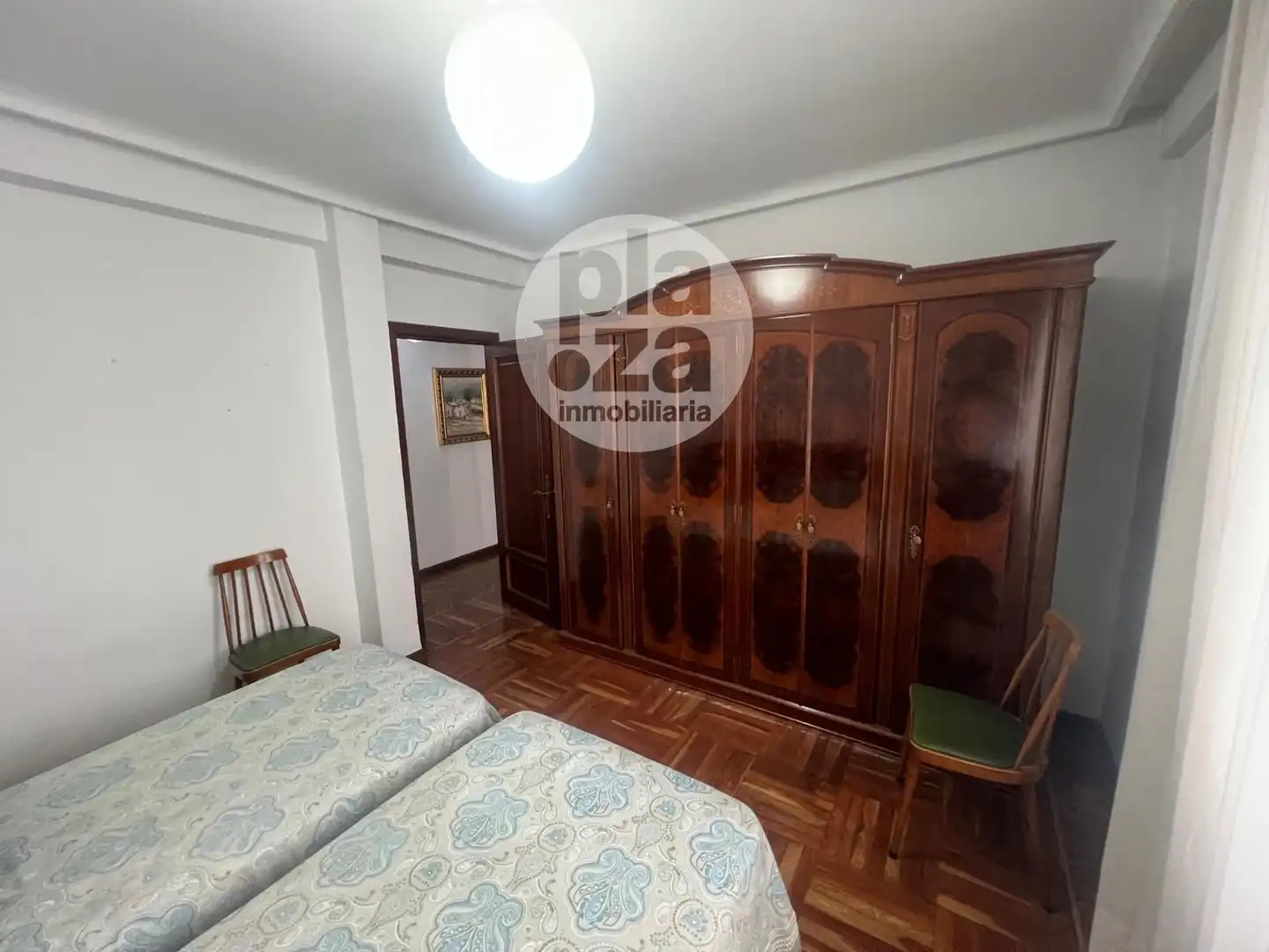 Habitación de Piso en venta en Burgos con Terraza y Trastero